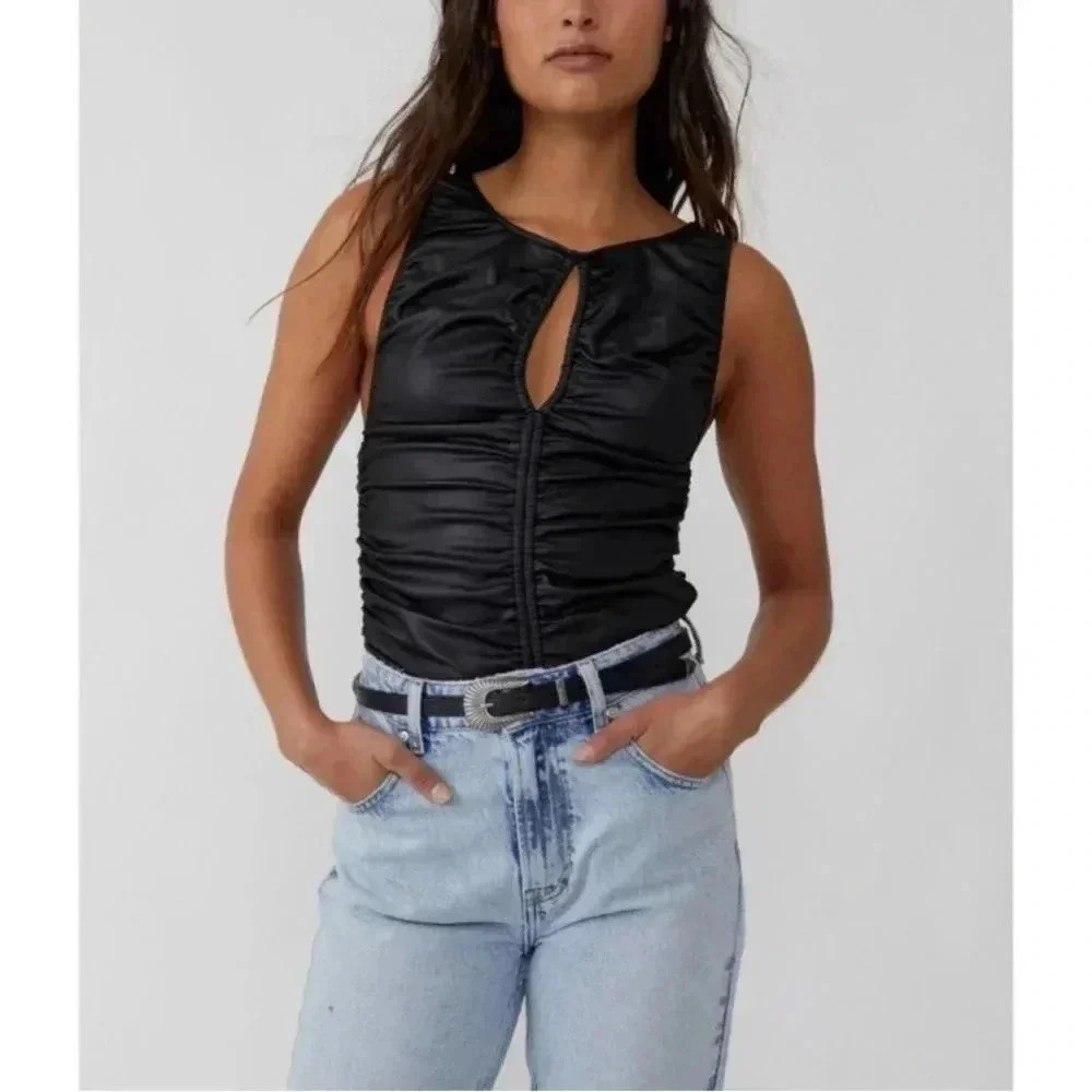 Free People Ride Along Ruched Crop Tank in Black Size Small